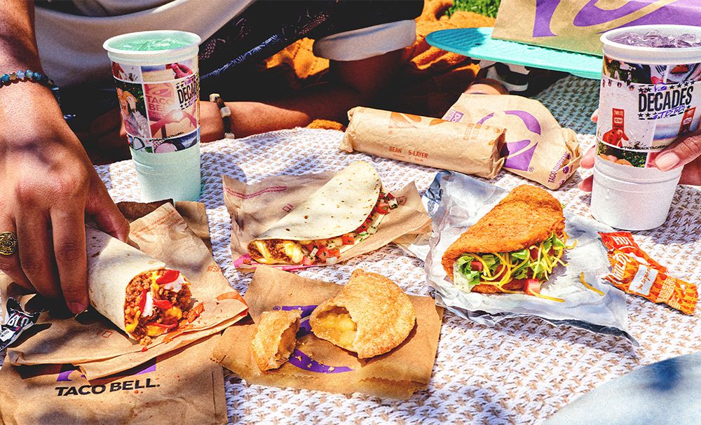 Taco Bell Brings the 2016 Vibes Back to Fans Nationwide With Decades #TBTB Menu Taco Bell Brings the 2016 Vibes Back to Fans Nationwide With Decades #TBTB Menu